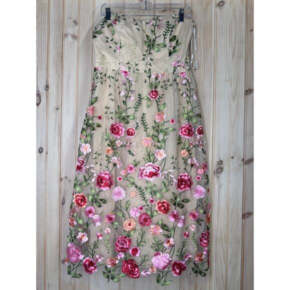 NWT Lulus Endless Praise Beige Floral Embroidered Strapless Midi Dress Size L - Picture 2 of 9